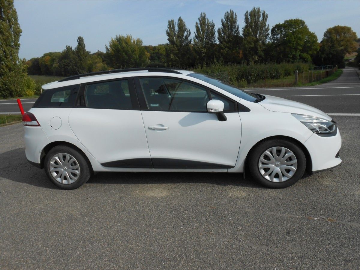 Renault Clio, 1,2 54 kW  CZ Serviska - fotka 6