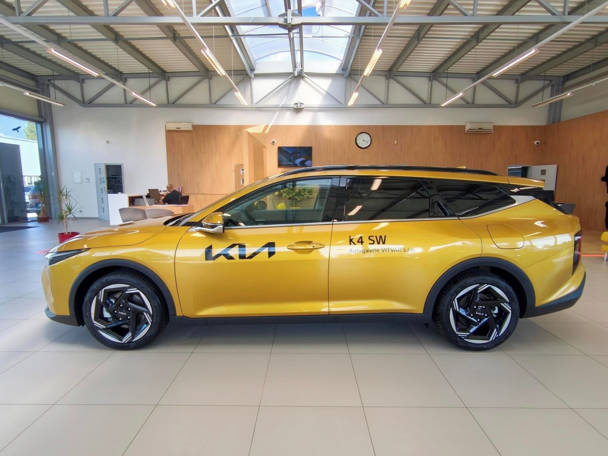Kia K4, SW 1,6 TGDi TOP 110kW - fotka 5