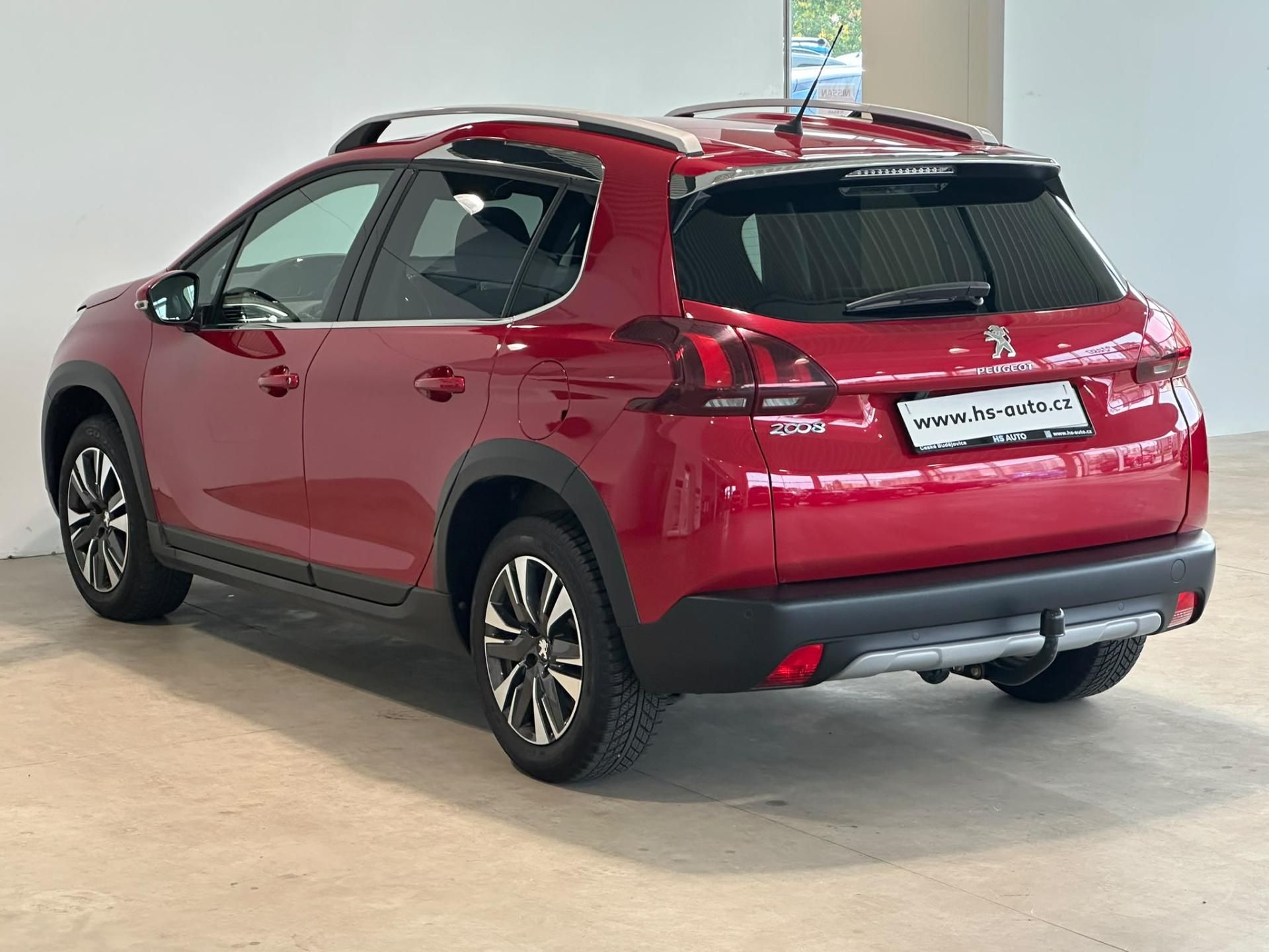 Peugeot 2008, 1.2 PureTech,130HP,ČR,DPH - fotka 4