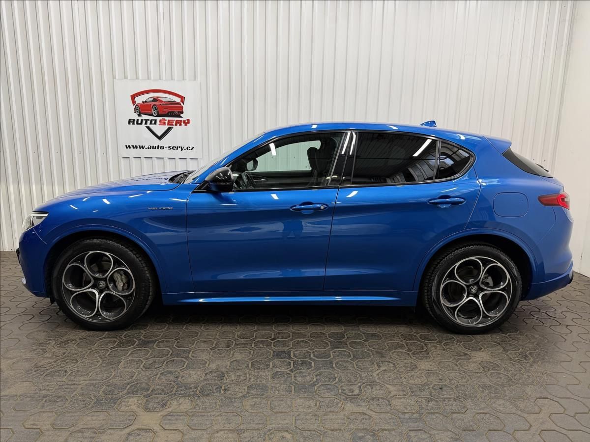 Alfa Romeo Stelvio, VELOCE 154kW Q4 - fotka 4