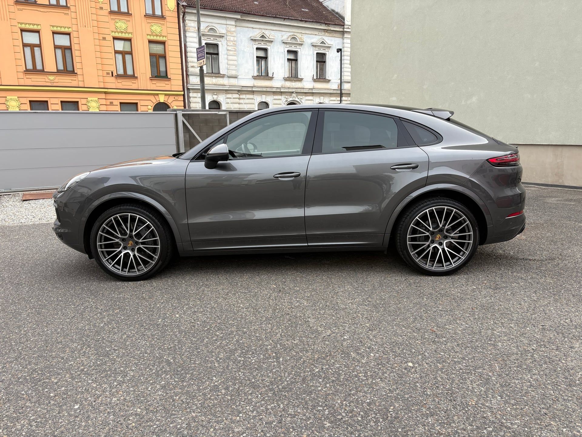 Porsche Cayenne, S/Coupe/Approved/ČR-1.maj - fotka 5