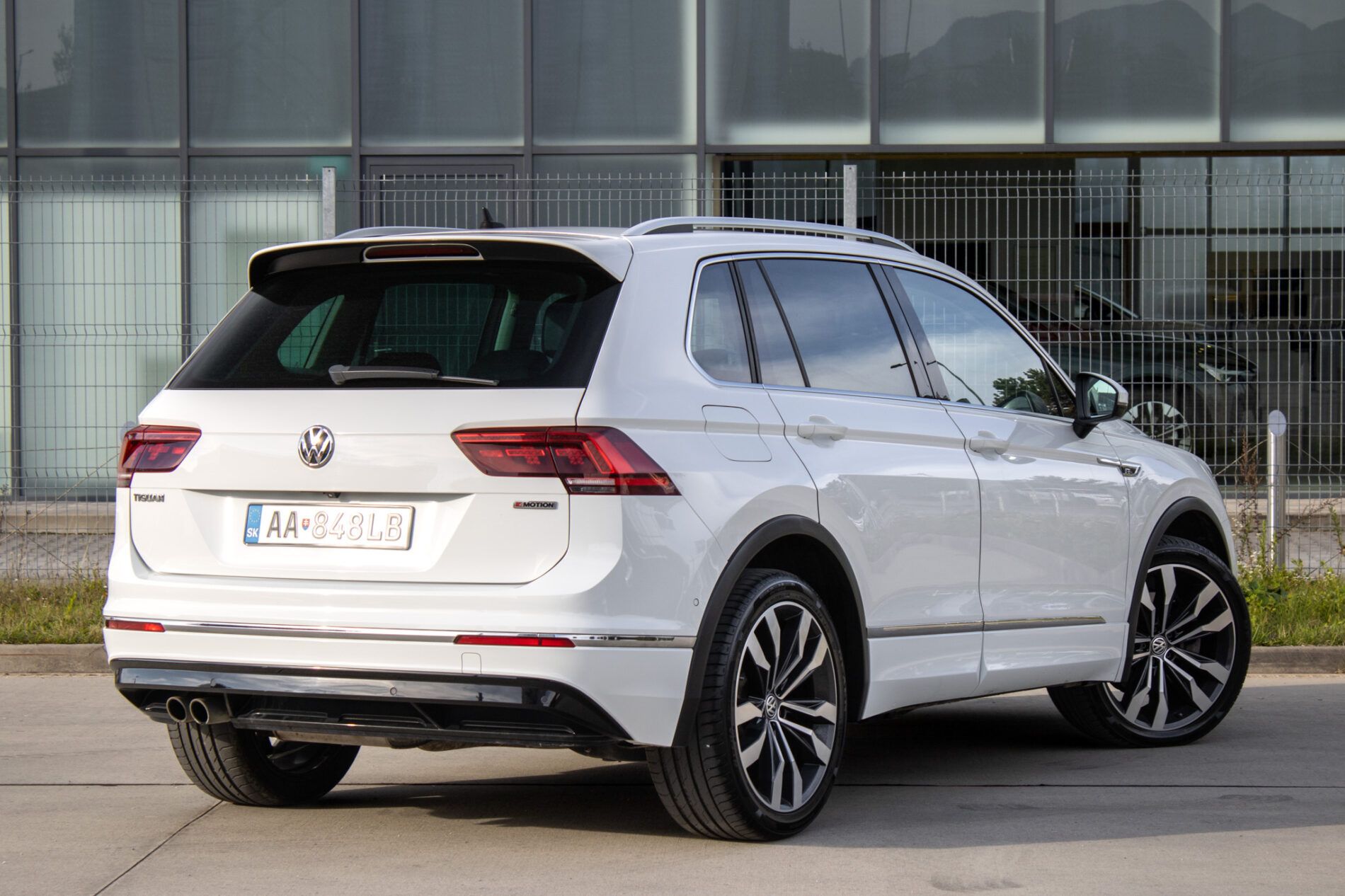 Volkswagen Tiguan - fotka 5