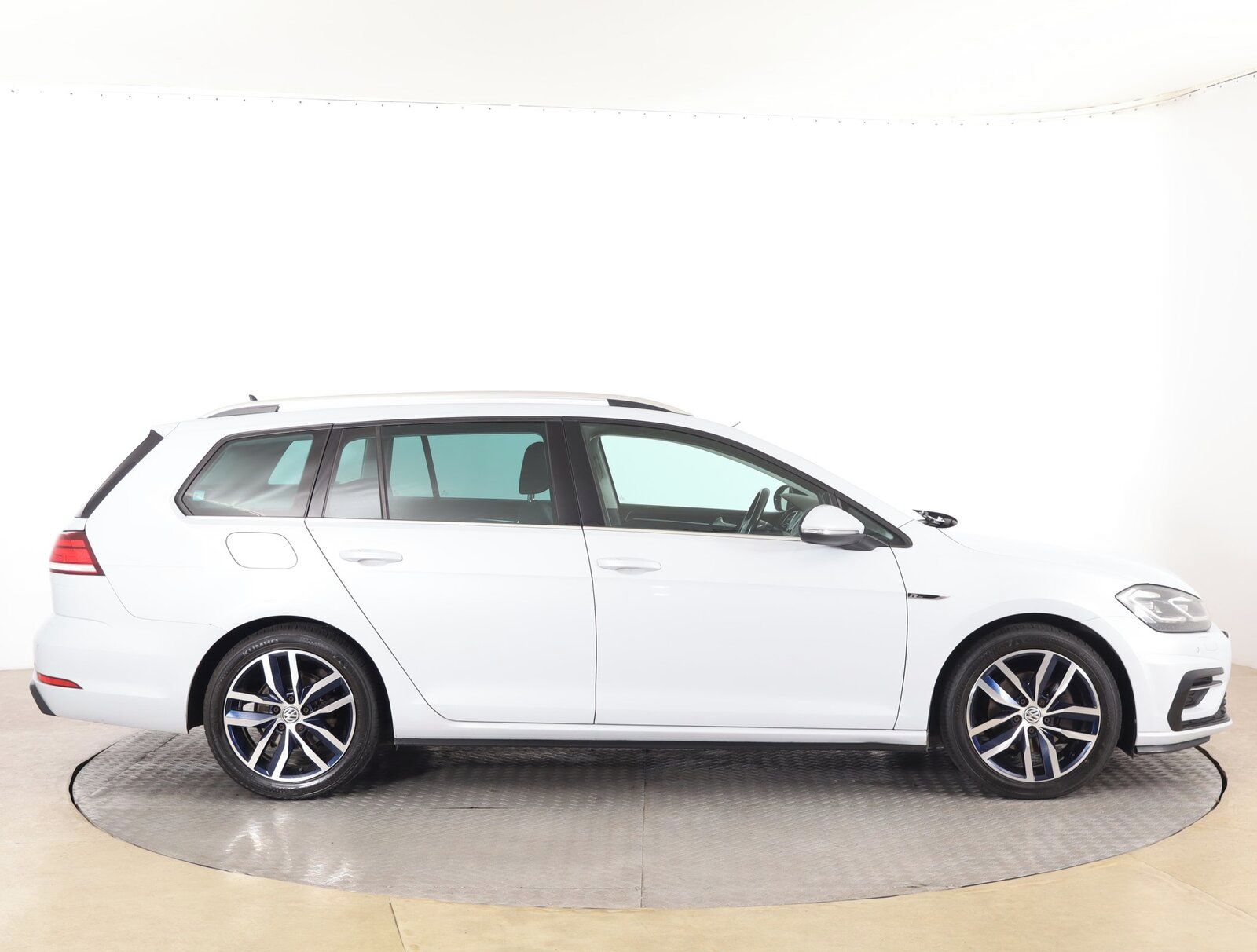 Volkswagen Golf, 2.0 TDI, R-Line, Automat - fotka 6