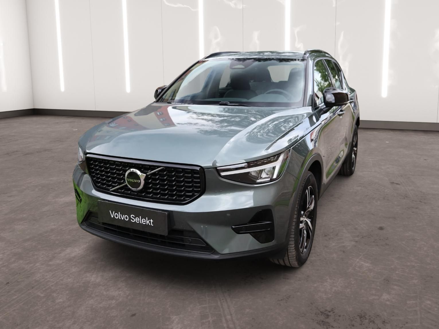 Volvo XC40, Plus, B3 Mild hybrid