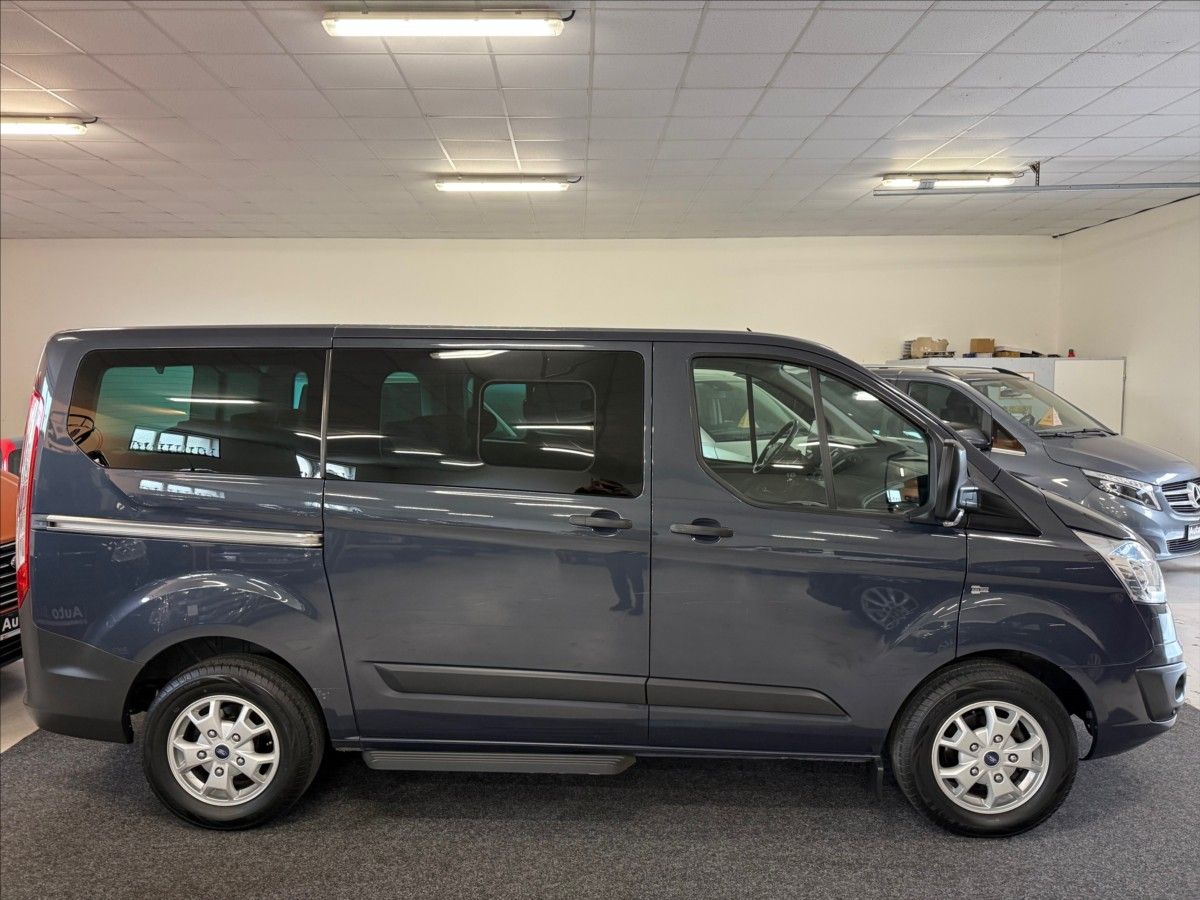 Ford Tourneo Custom, 2,2 Trend,92kW,nové pneu - fotka 4