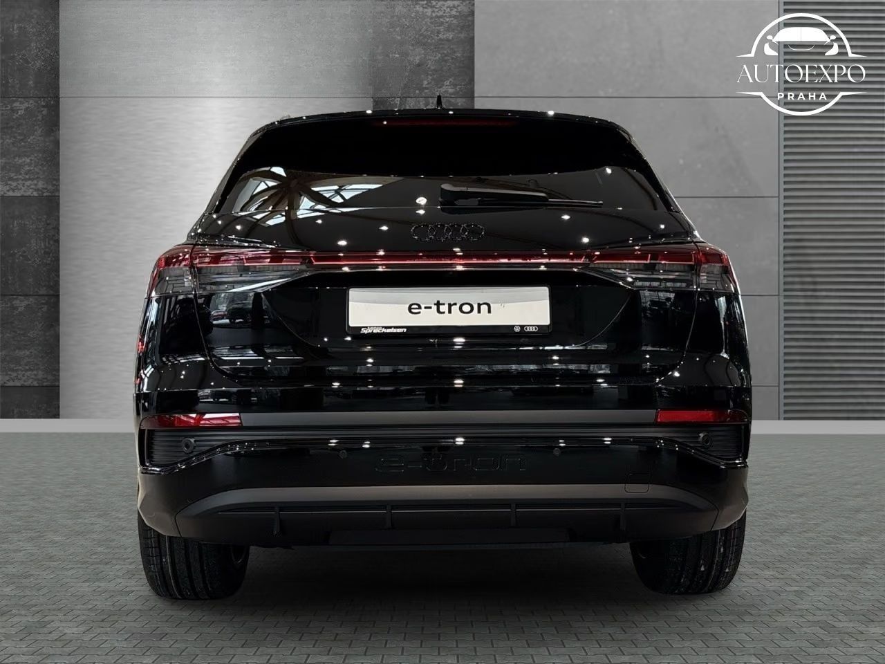 Audi Q4 e-tron, 45 s line Navi*Matrix-LED* - fotka 6