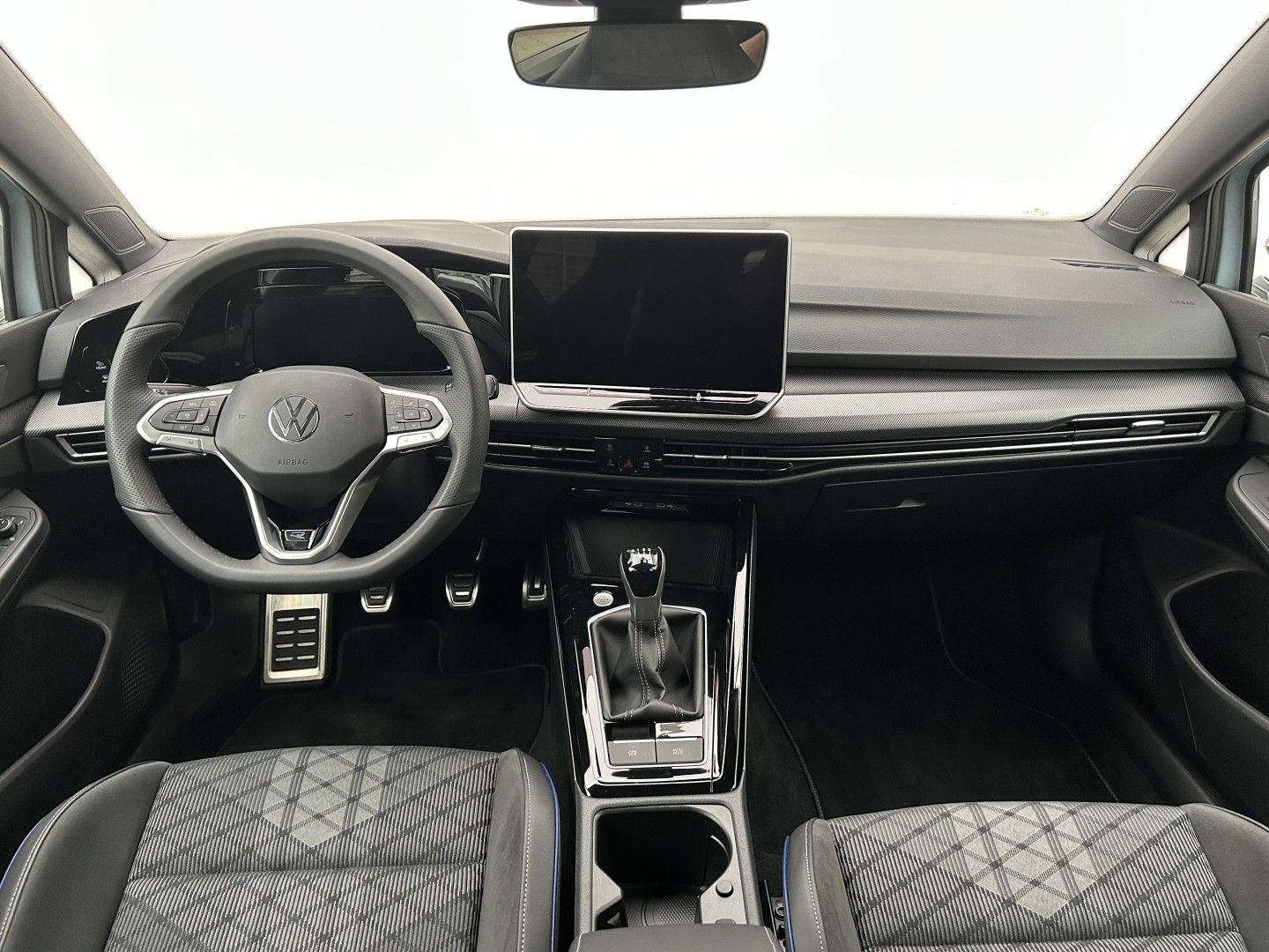 Volkswagen Golf, 1.5TSI 110kW R-Line - fotka 6