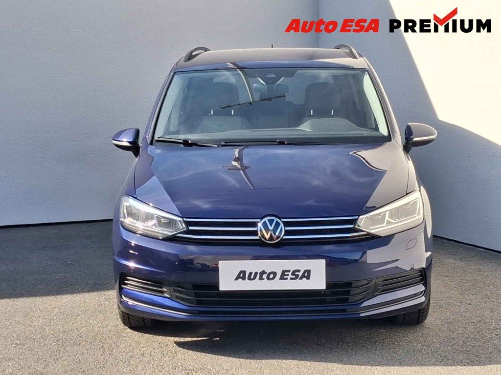 Volkswagen Touran, 2.0 TDi,2.maj,ČR,DSG,LED - fotka 2