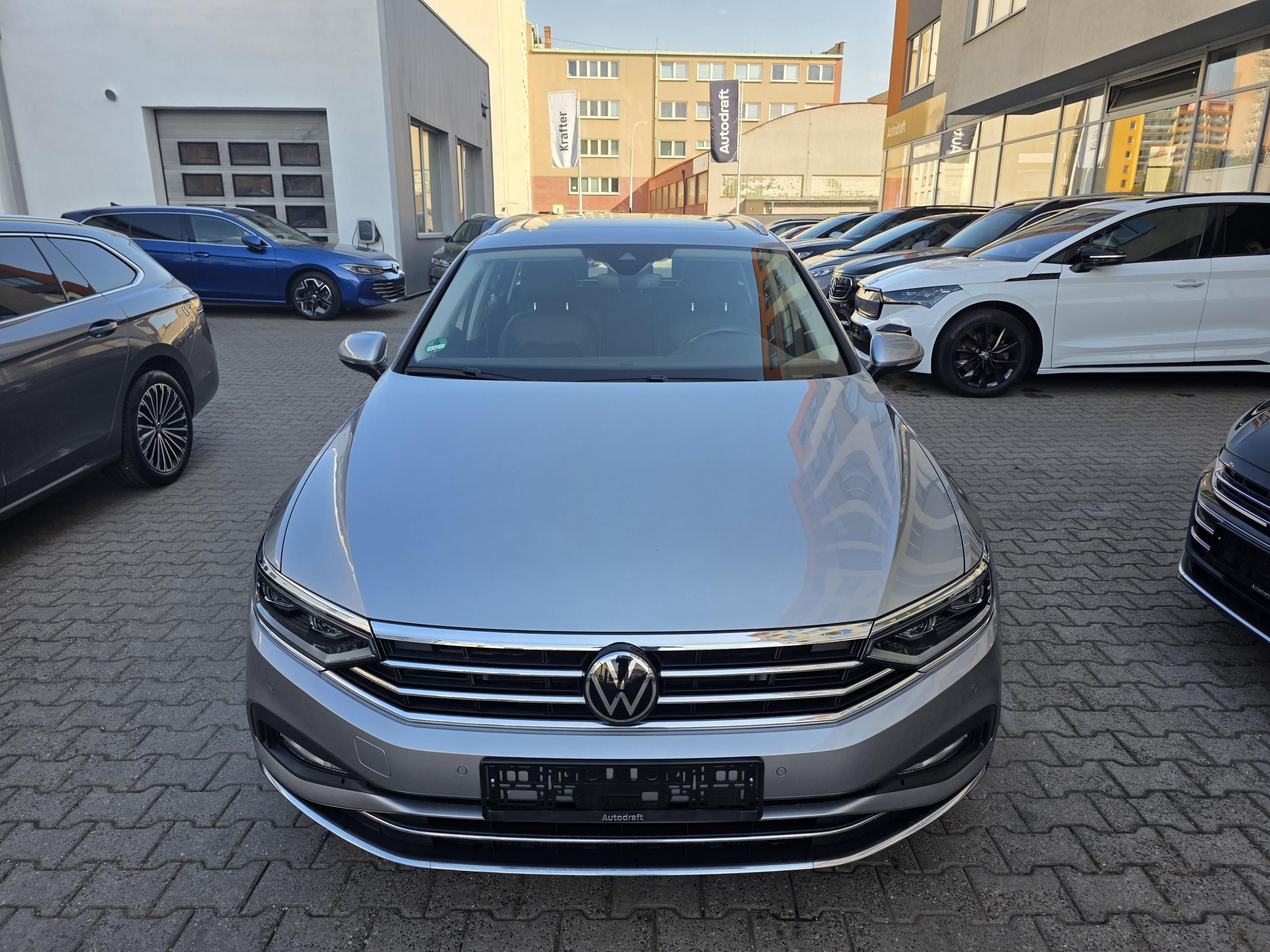 Volkswagen Passat, TDI 147kW 4x4 DSG Elegance - fotka 3