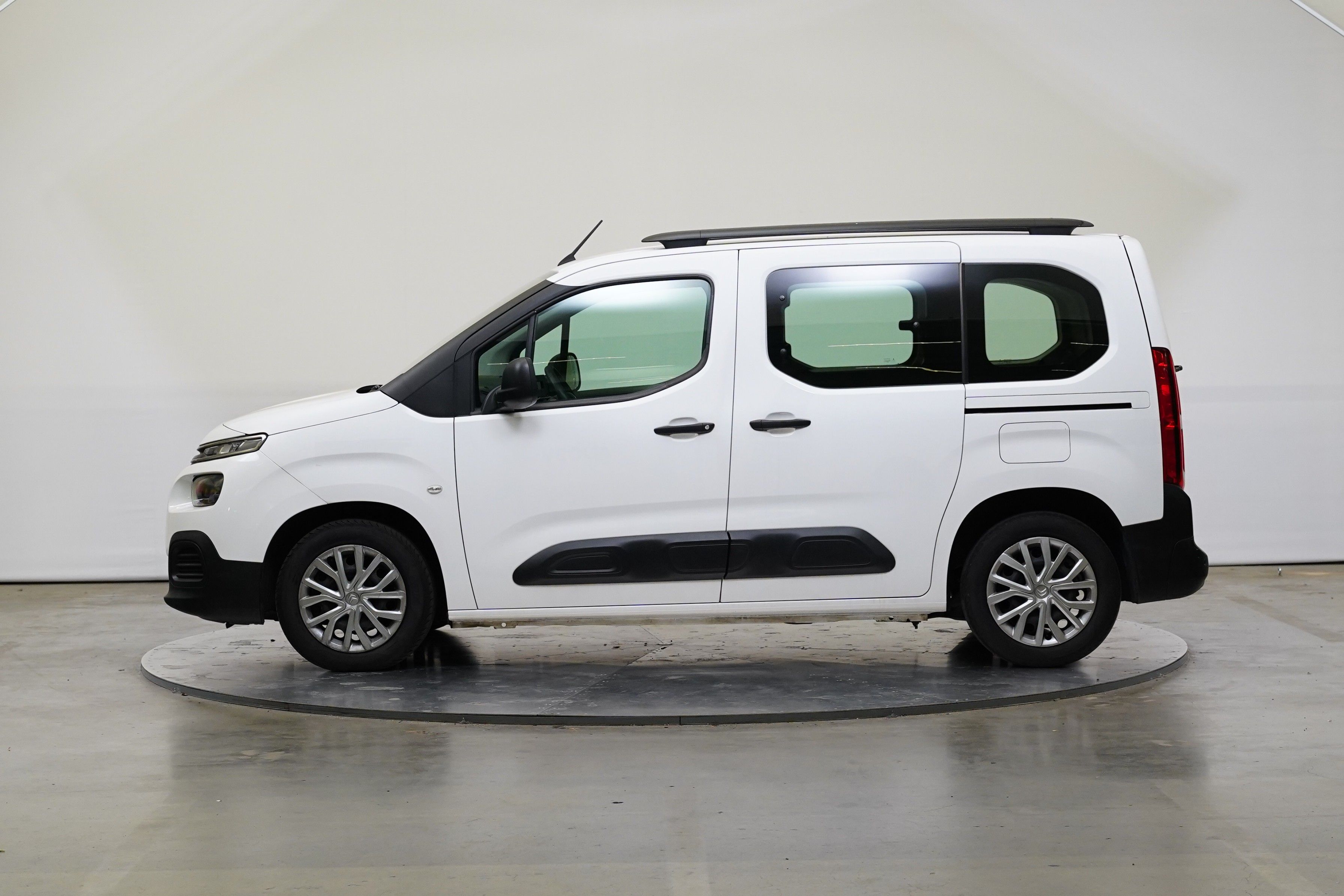 Citroën Berlingo, 1.2 PureTech 81 kW Live - fotka 3