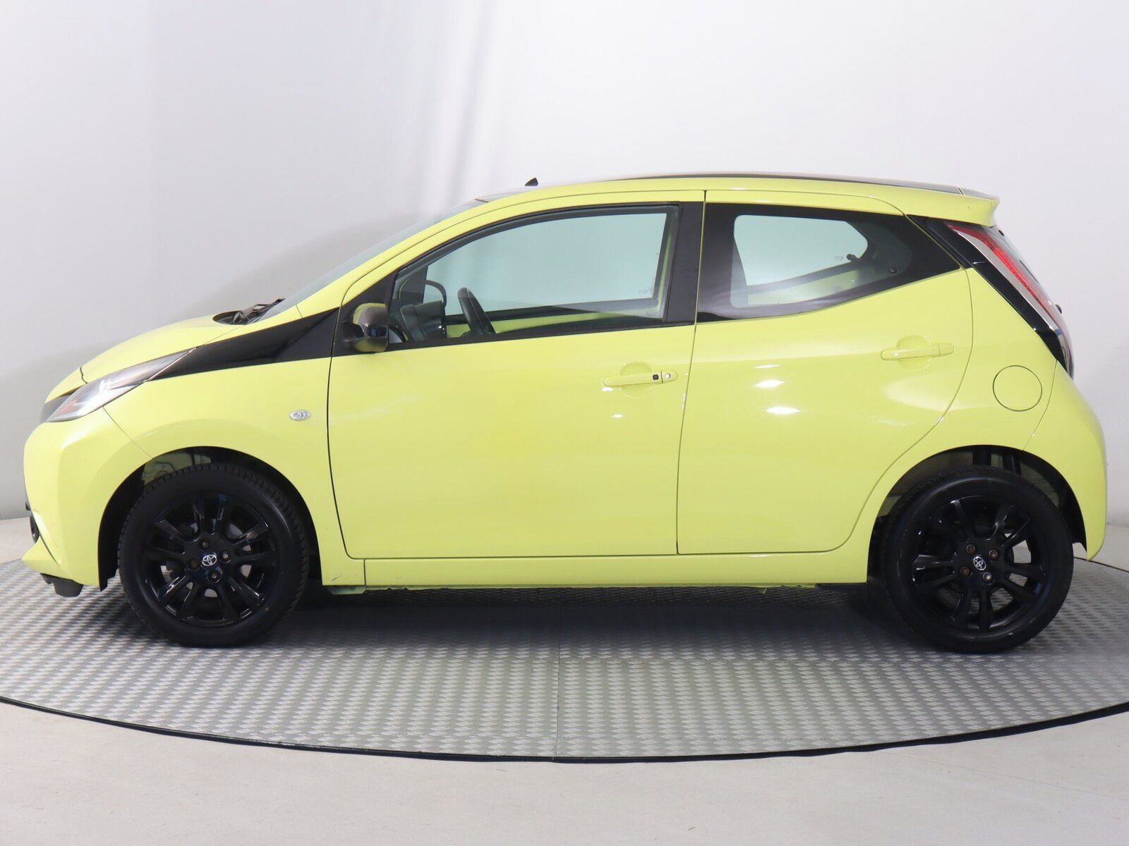 Toyota Aygo, 1.0 VVT-i, Automat, Serv.kniha - fotka 3