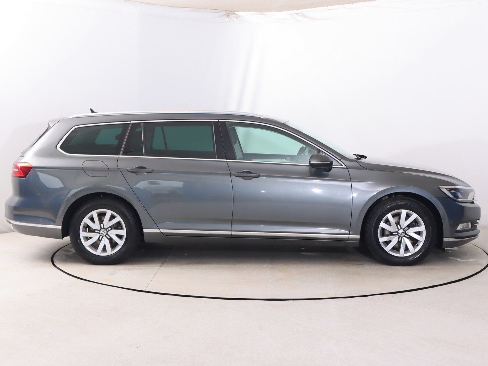Volkswagen Passat, 2.0 TDI, Automat, Serv.kniha - fotka 6