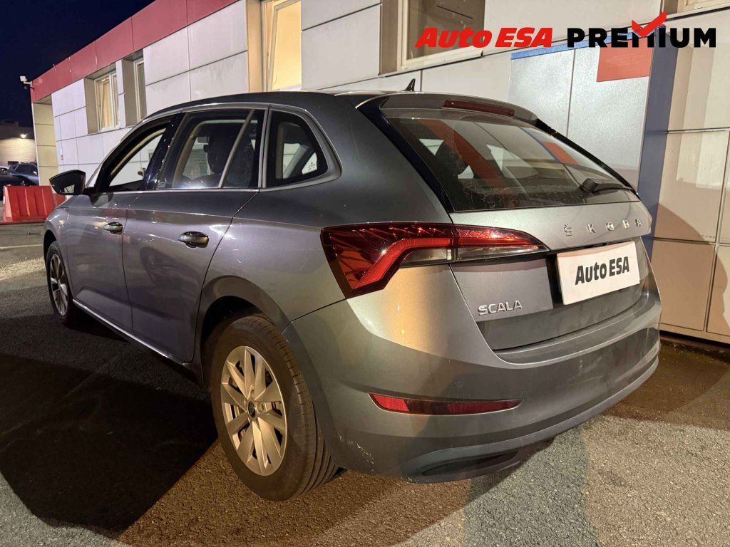 Škoda Scala, 1.0 TSi,digi ac,výhřev - fotka 2