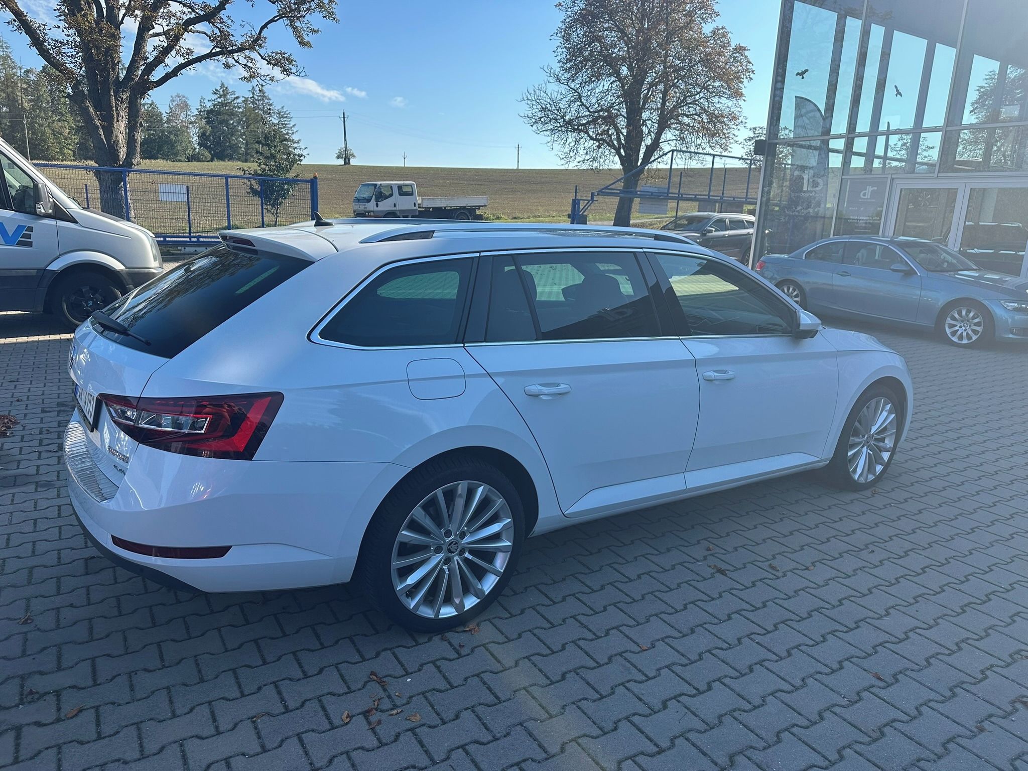 Škoda Superb, 2,0 TDI 4x4 DSG Style PŘÍPRAVA - fotka 3