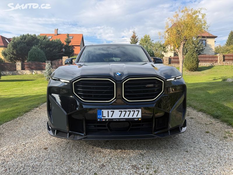 BMW XM, V8,POSLEDNÍ ŠANCE 2 399 000Kč