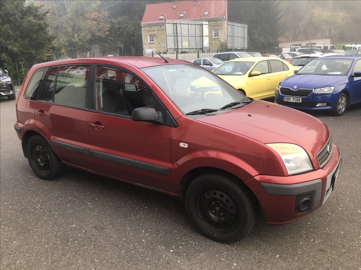 Ford Fusion, 1,4 i 59kW - fotka 4