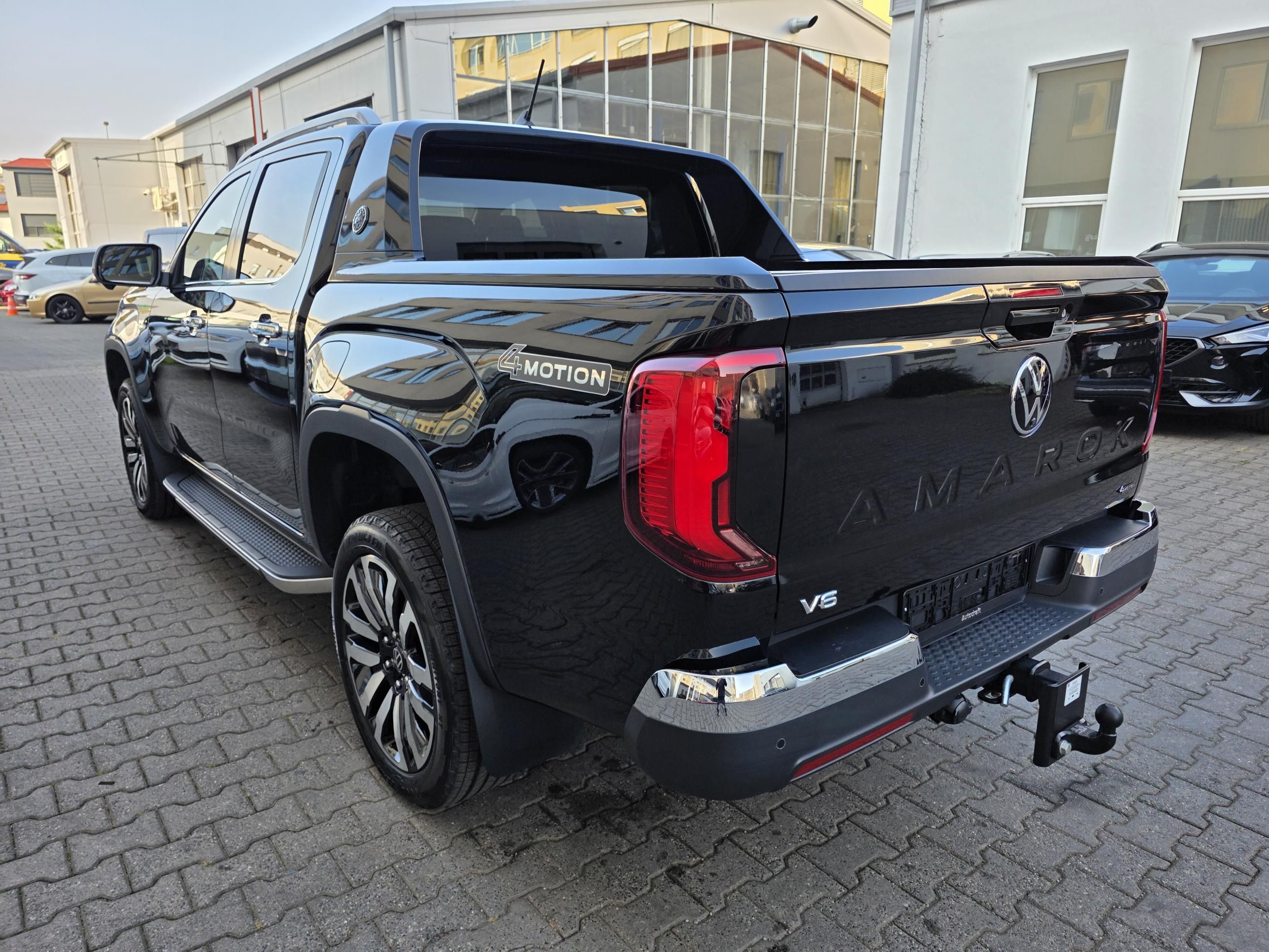Volkswagen Amarok, Aventura / 5let tovární záruka - fotka 4