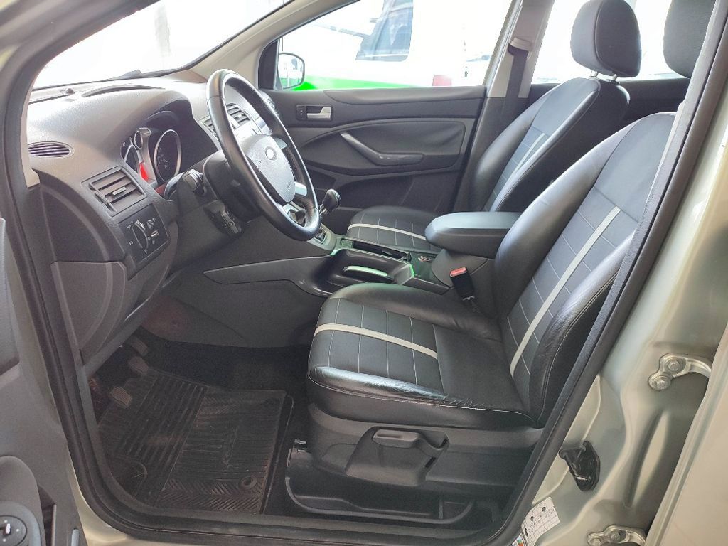 Ford Kuga - fotka 5