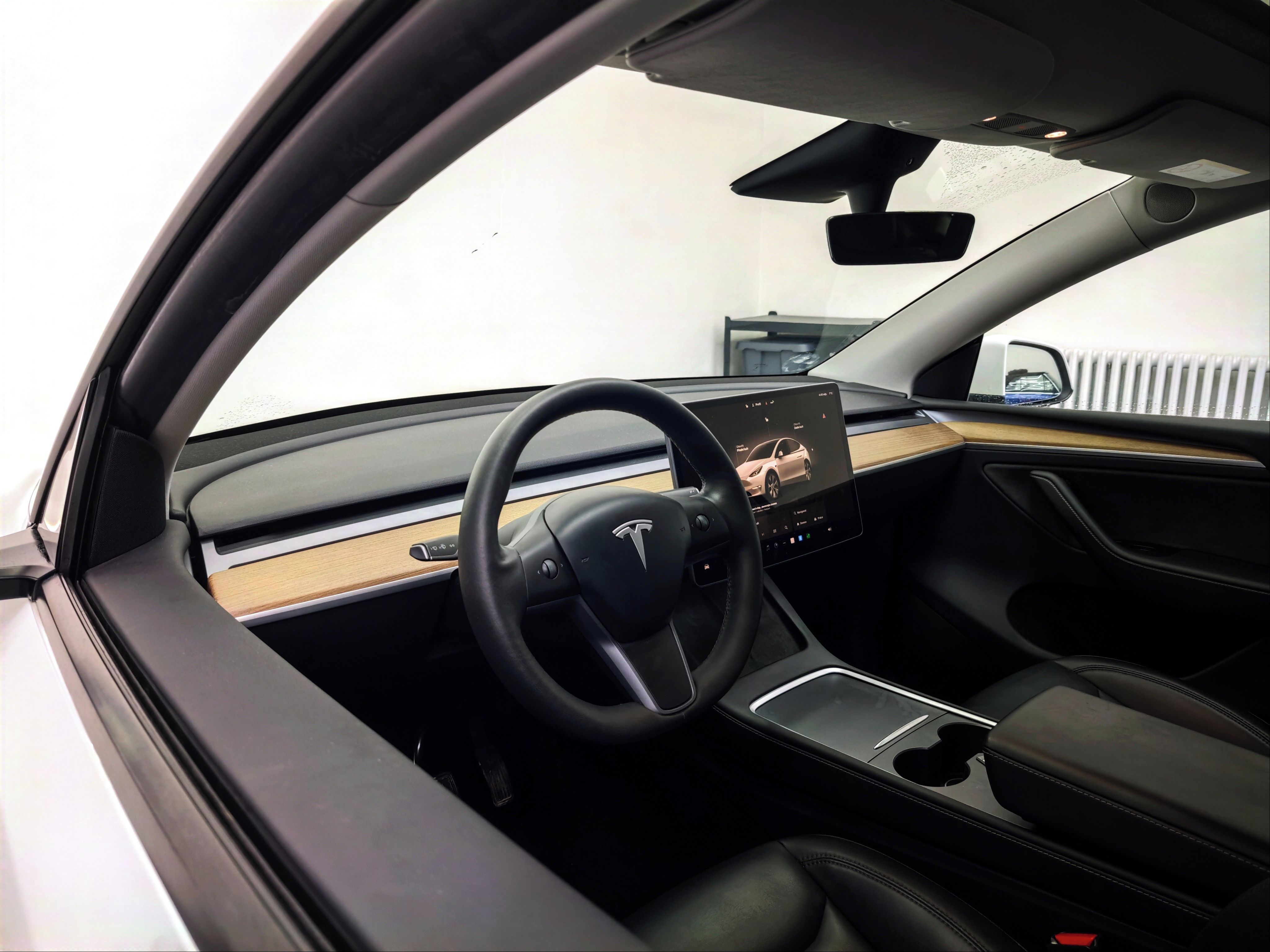 Tesla Model Y, LONG RANGE AWD,SOH 89%,DPH,STK - fotka 5