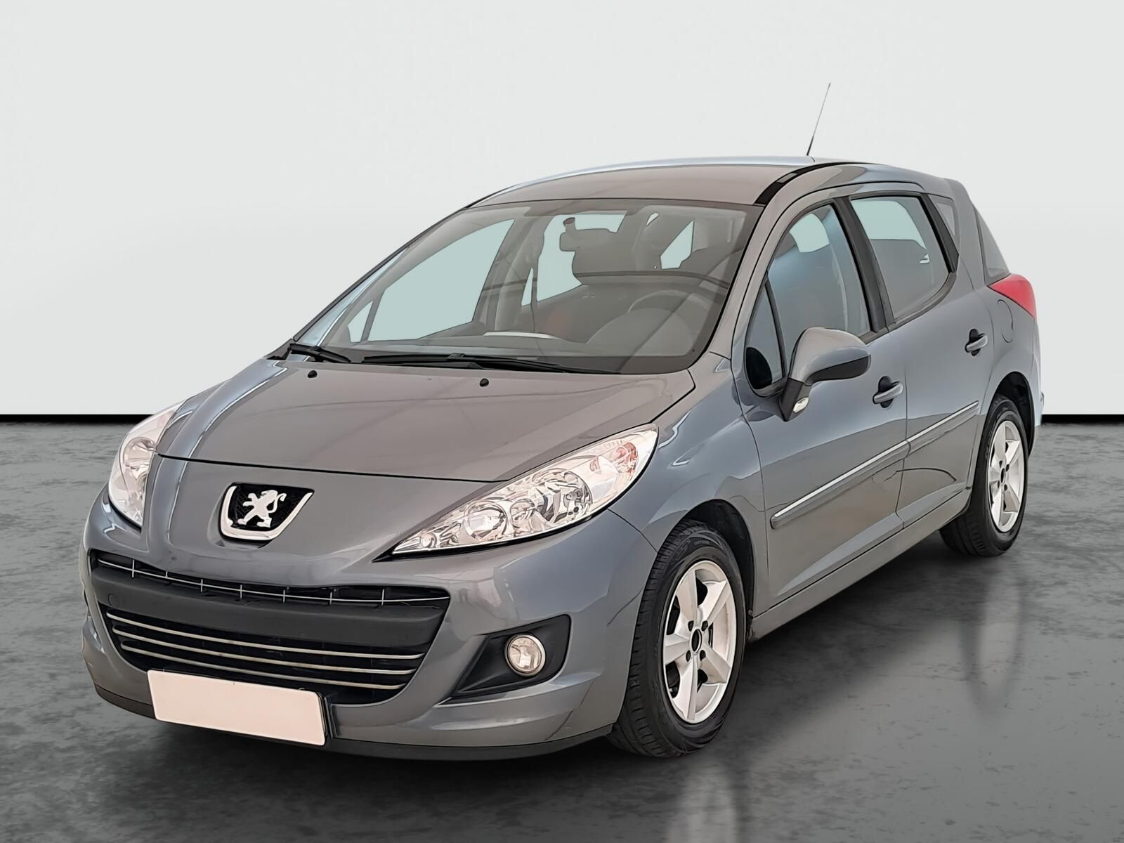 Peugeot 207, 1.4, ČR,1.maj, po STK - fotka 2