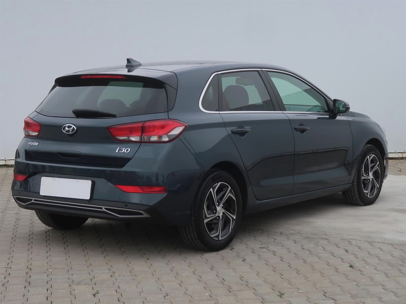 Hyundai i30, 1.5 DPI, Family, Serv.kniha - fotka 5