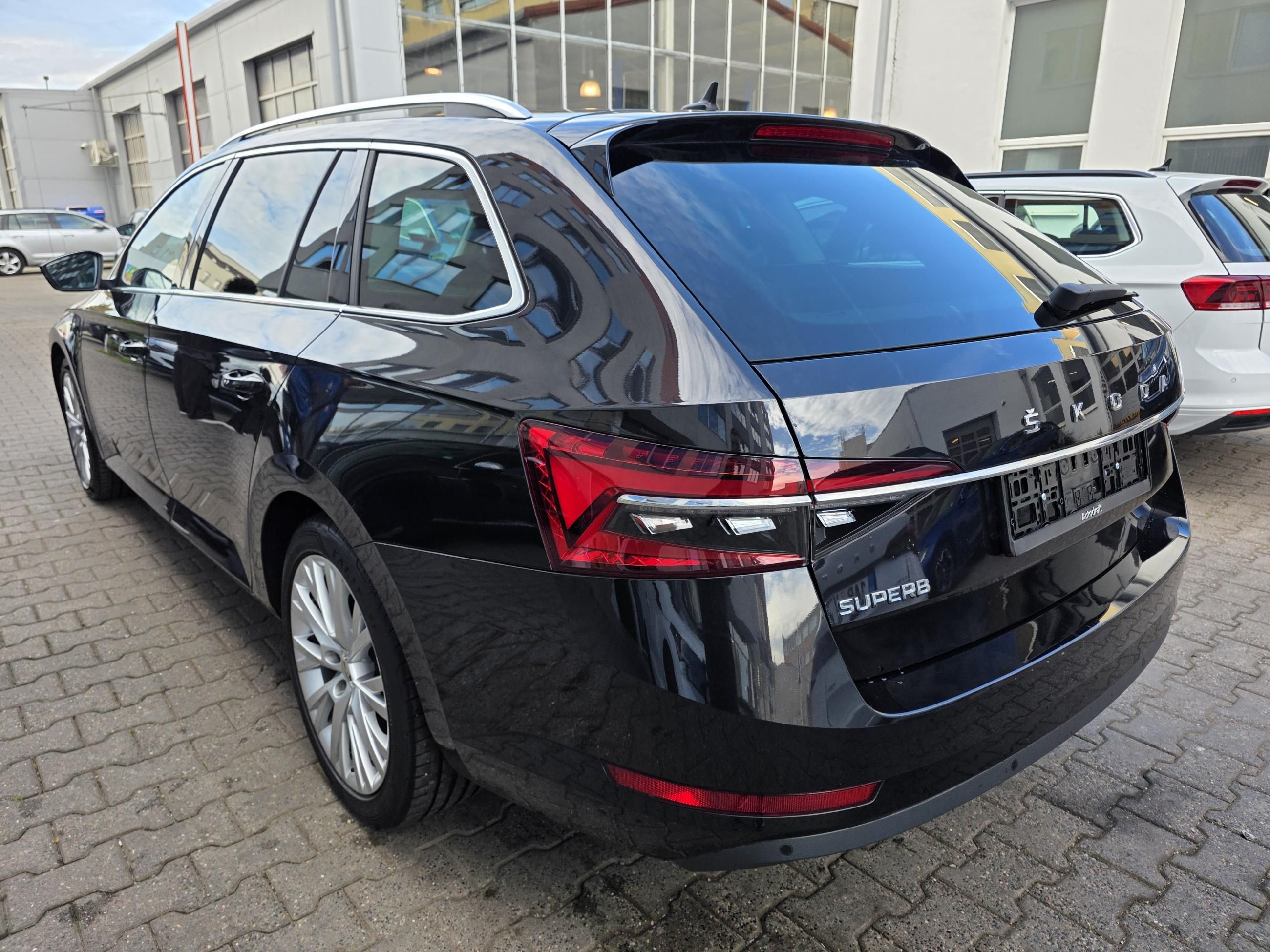 Škoda Superb, 2.0 TDI 110kW DSG / Tažné - fotka 4