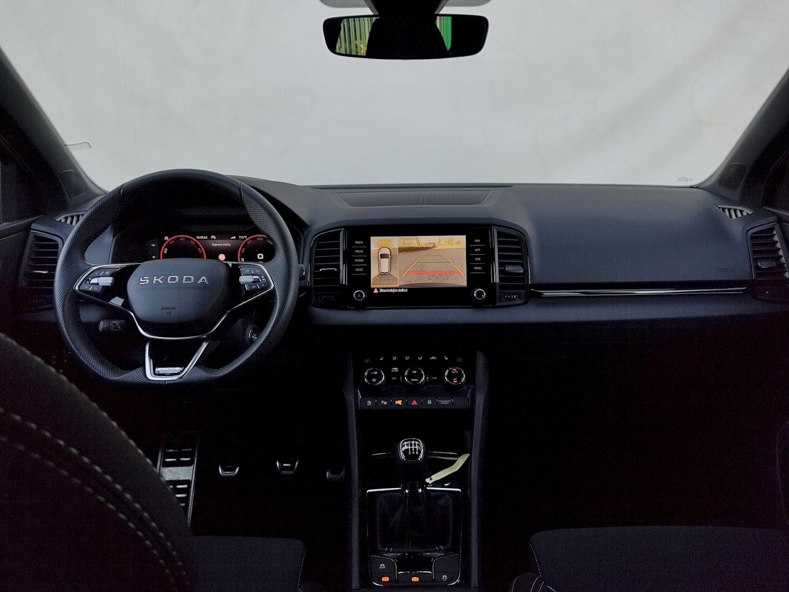 Škoda Karoq, SportLine 1,5 Tsi  110 Kw - fotka 5