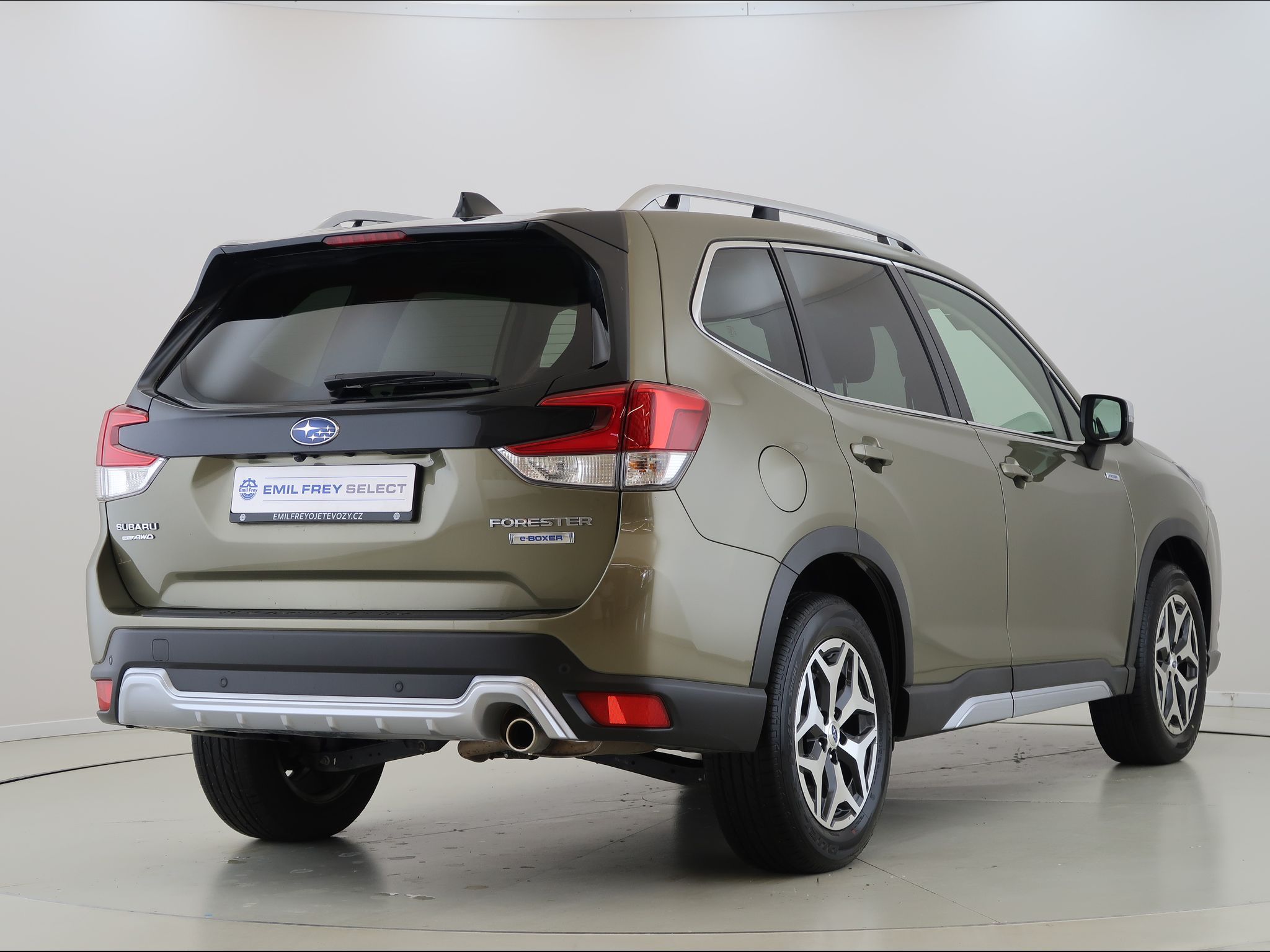 Subaru Forester, 2.0,e-Boxer,110KW,4X4,CZ,1Maj - fotka 5