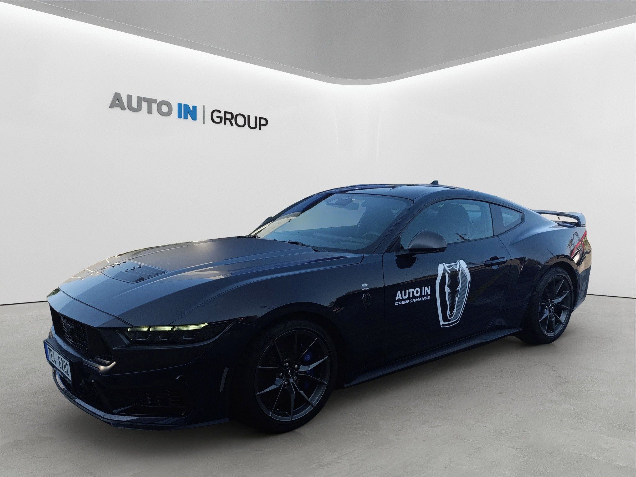 Ford Mustang, V8 DARK HORSE 5.0 334 kW/ 453k