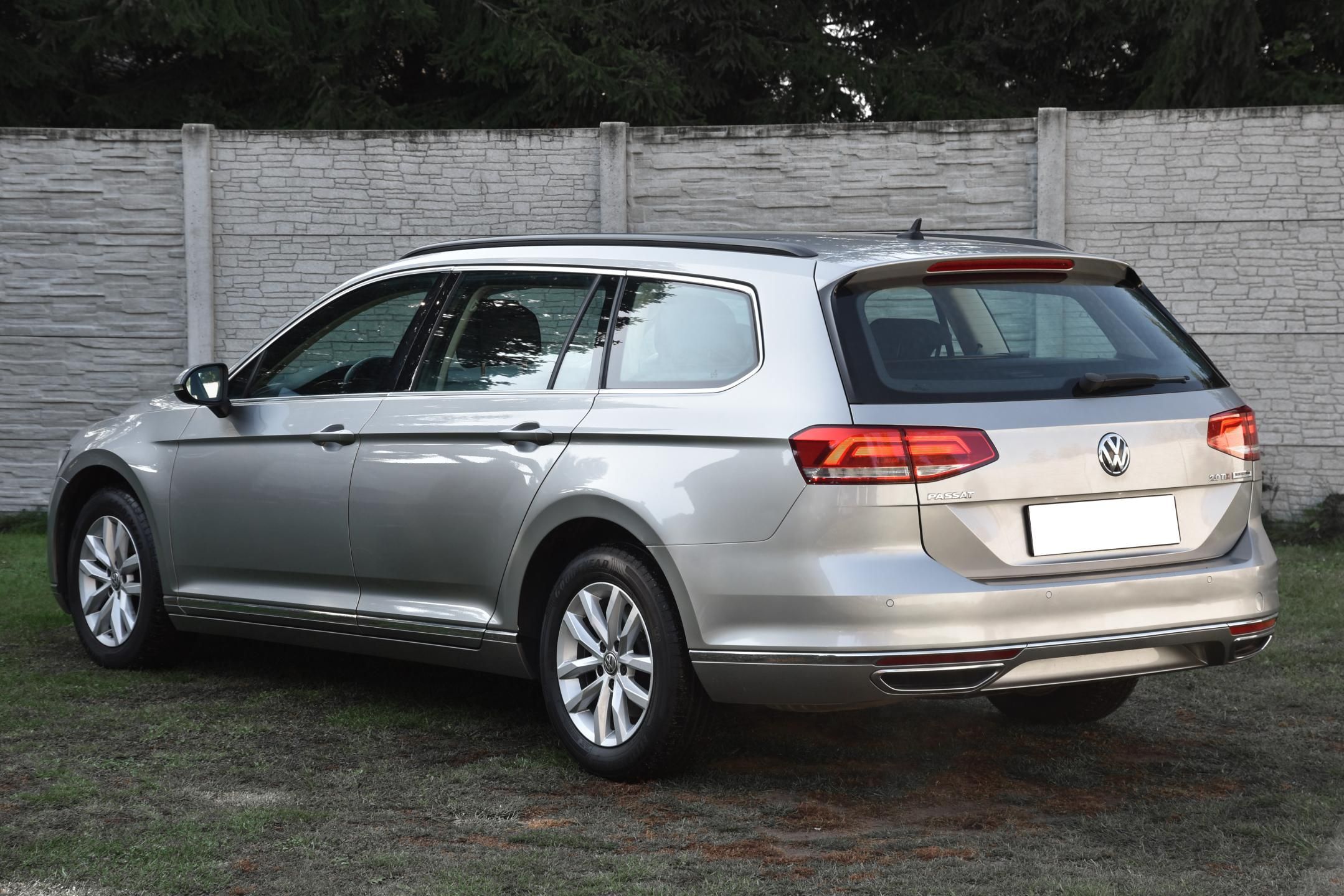 Volkswagen Passat, 2.0 TDi CR DSG COMFORTLINE, TZ - fotka 3