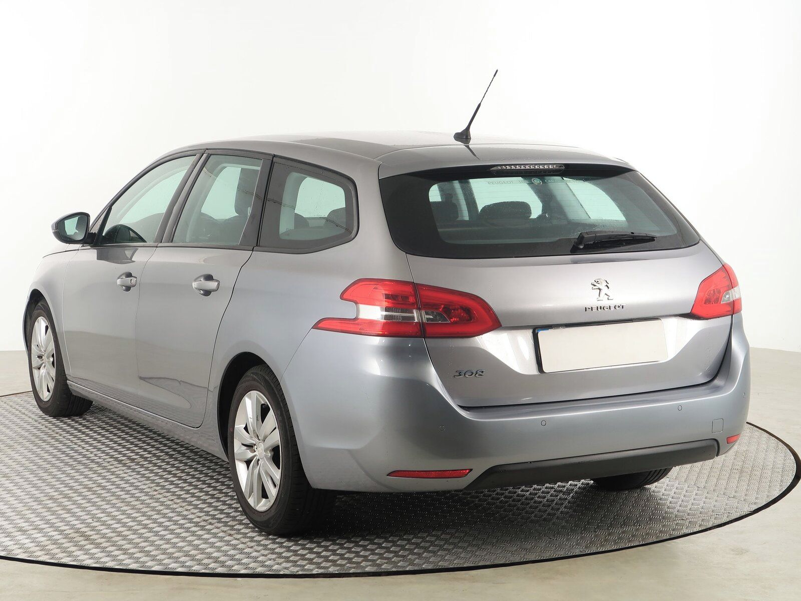 Peugeot 308, 1.2 e-THP, Automat - fotka 4