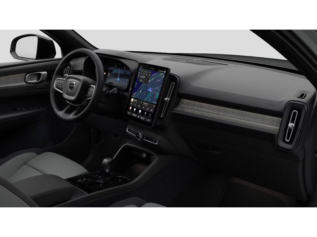 Volvo XC40, PLUS B3 FWD 120kW - fotka 6