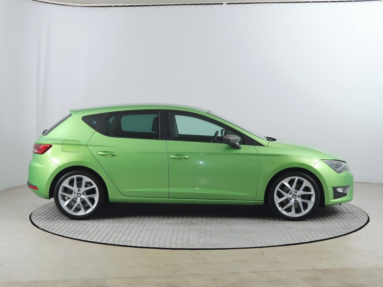 Seat Leon, 2.0 TDI FR, Serv.kniha - fotka 6