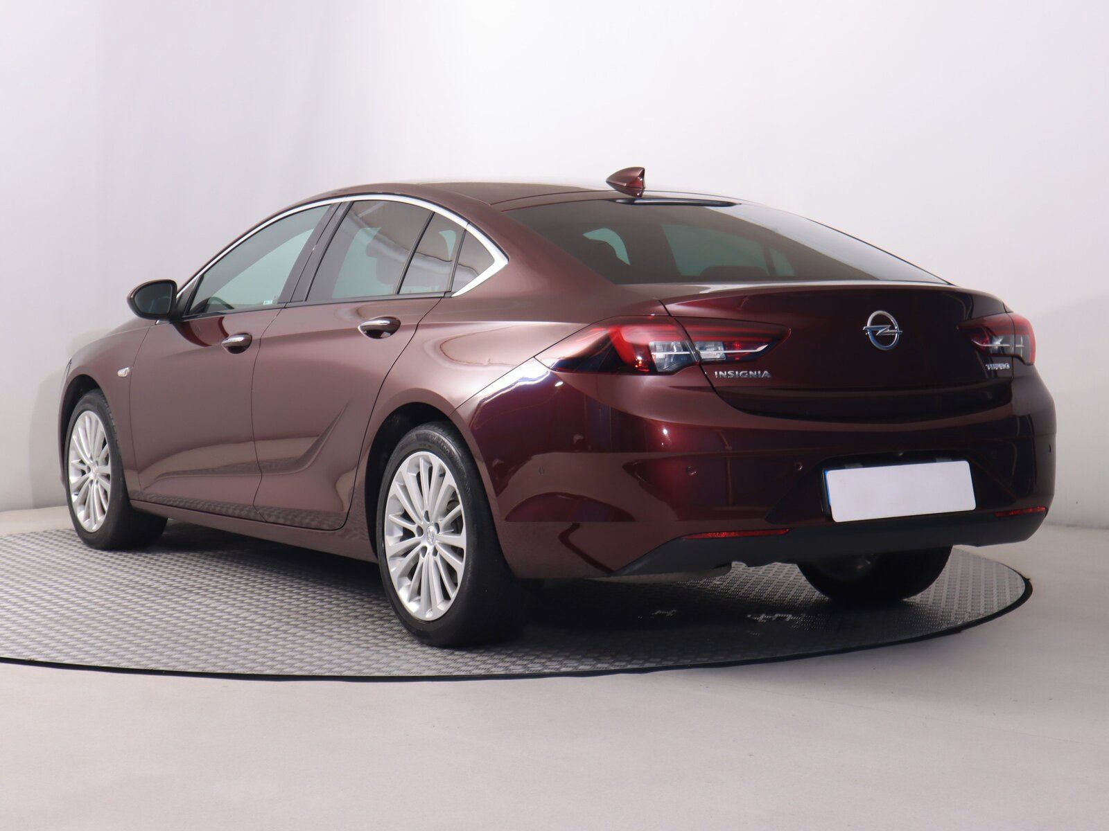 Opel Insignia, 1.5 Turbo, Automat - fotka 4