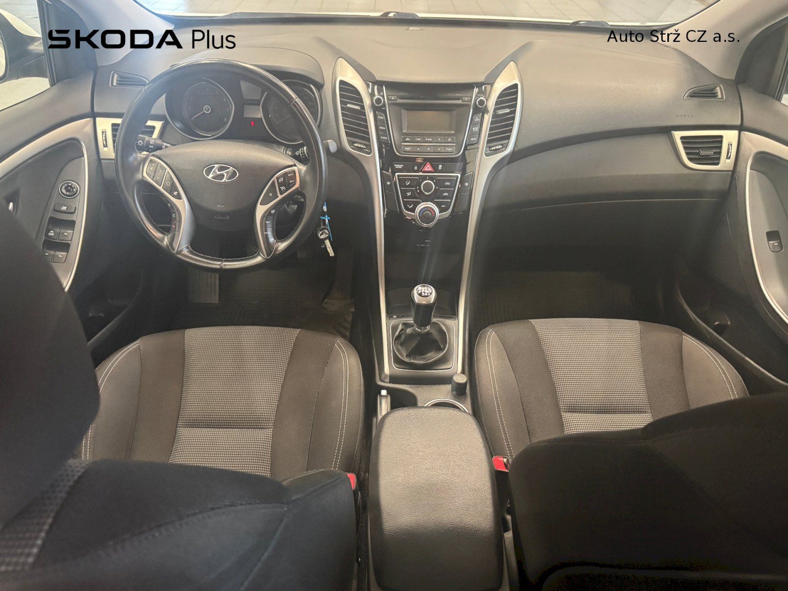 Hyundai i30, 1.6 GDH - 88KW man.6 st. - fotka 5