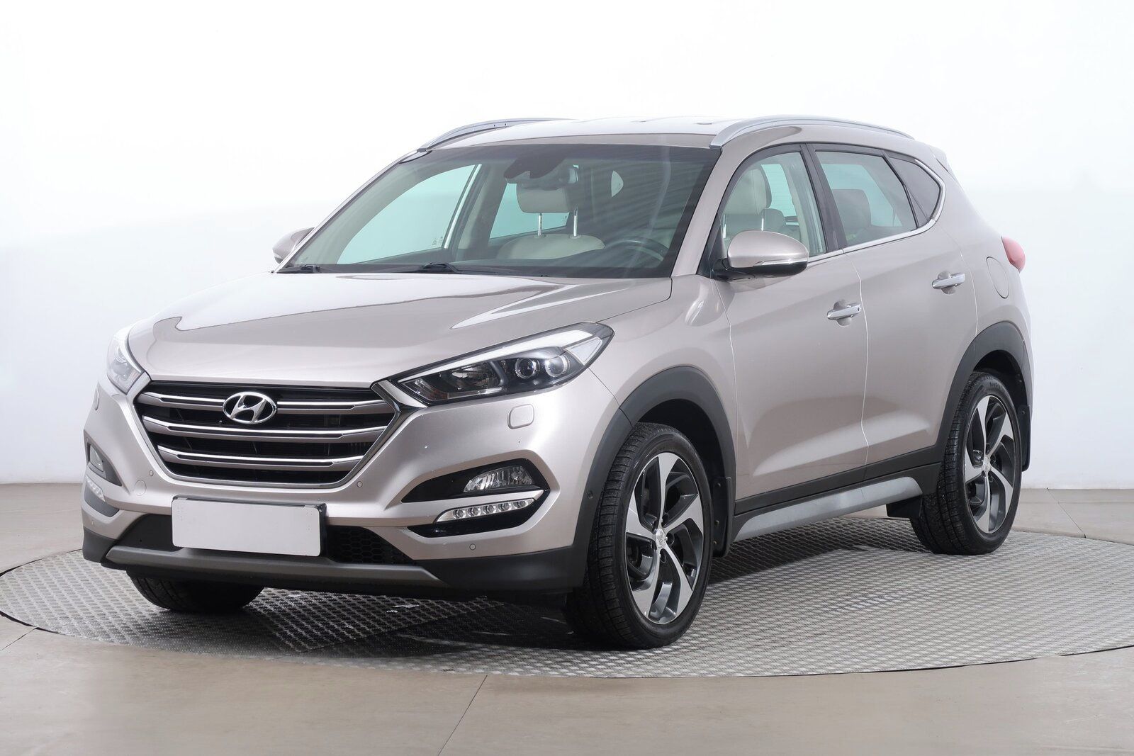 Hyundai Tucson, 1.7 CRDi, Automat - fotka 2