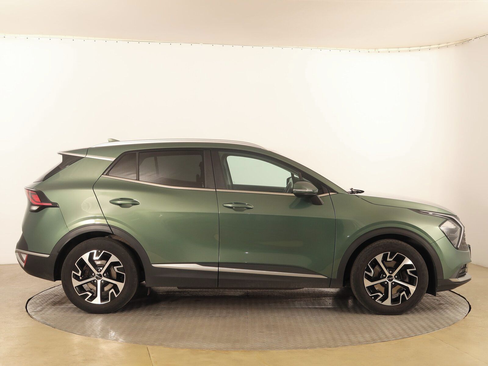 Kia Sportage, 1.6 T-GDI MHEV, 4X4 - fotka 6