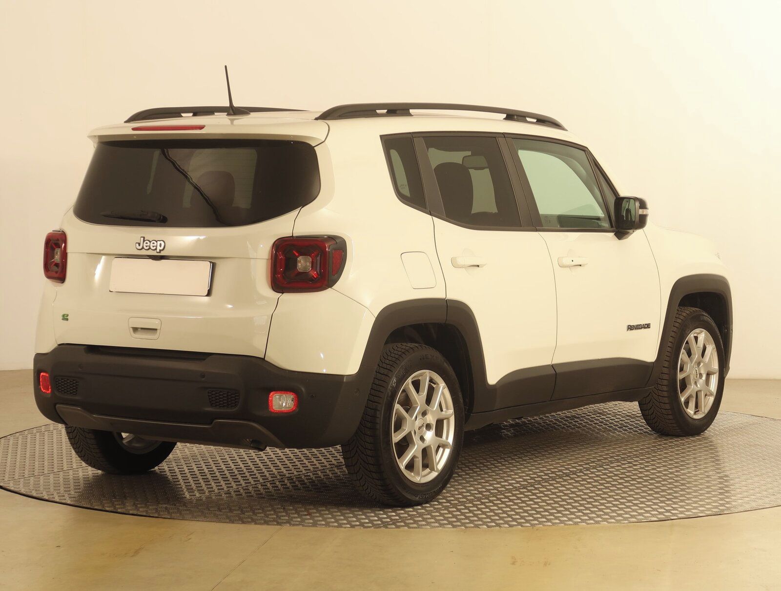 Jeep Renegade, 1.5 Turbo e-Hybrid, Limited - fotka 5