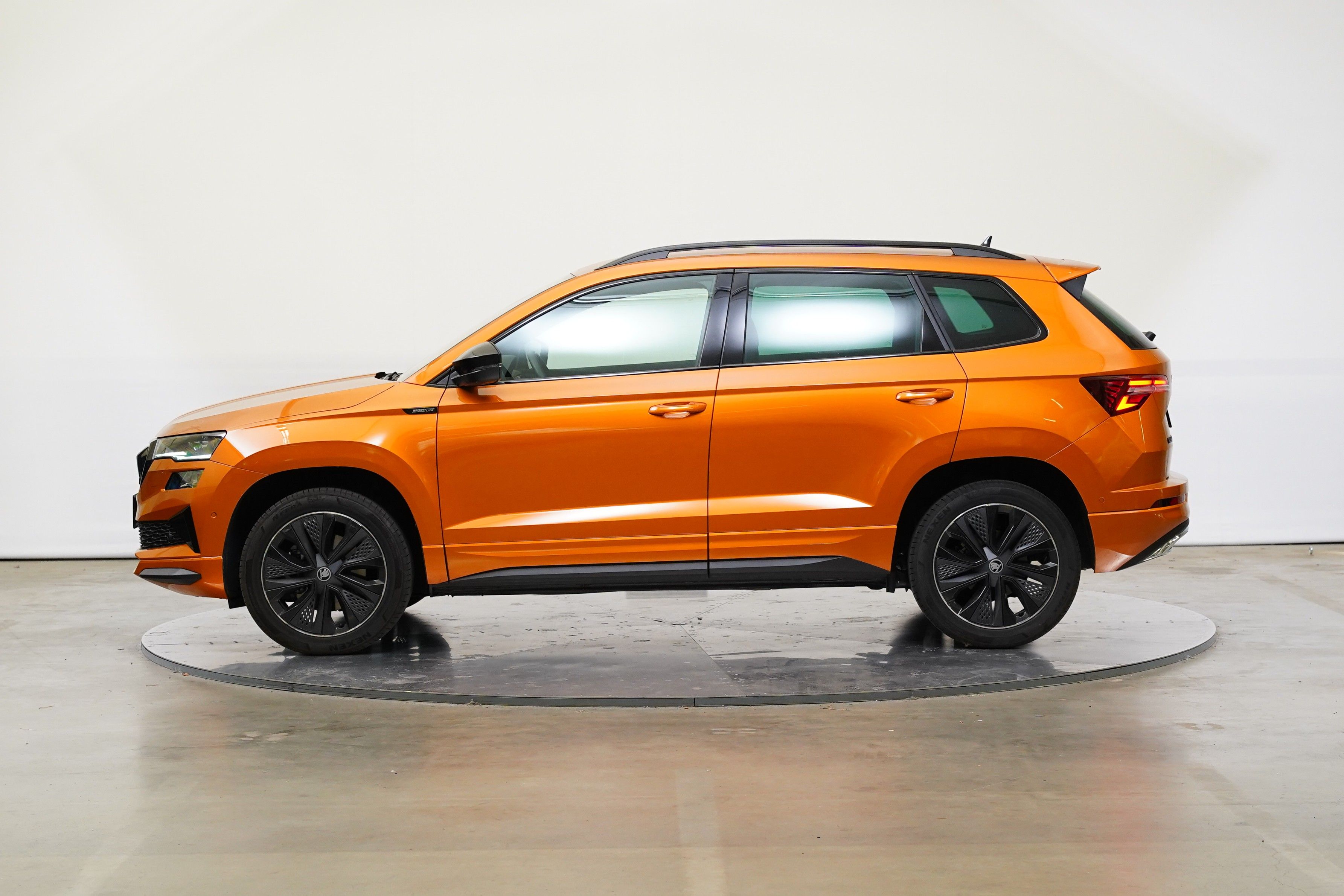 Škoda Karoq, 1.5 TSI 110 kW DSG Sportline - fotka 3