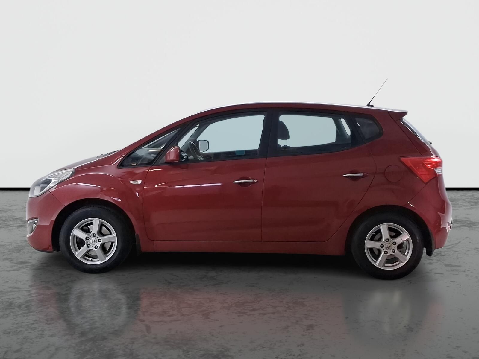 Hyundai ix20, 1.4 CVVT, ČR,1.maj, Serv.kniha - fotka 3