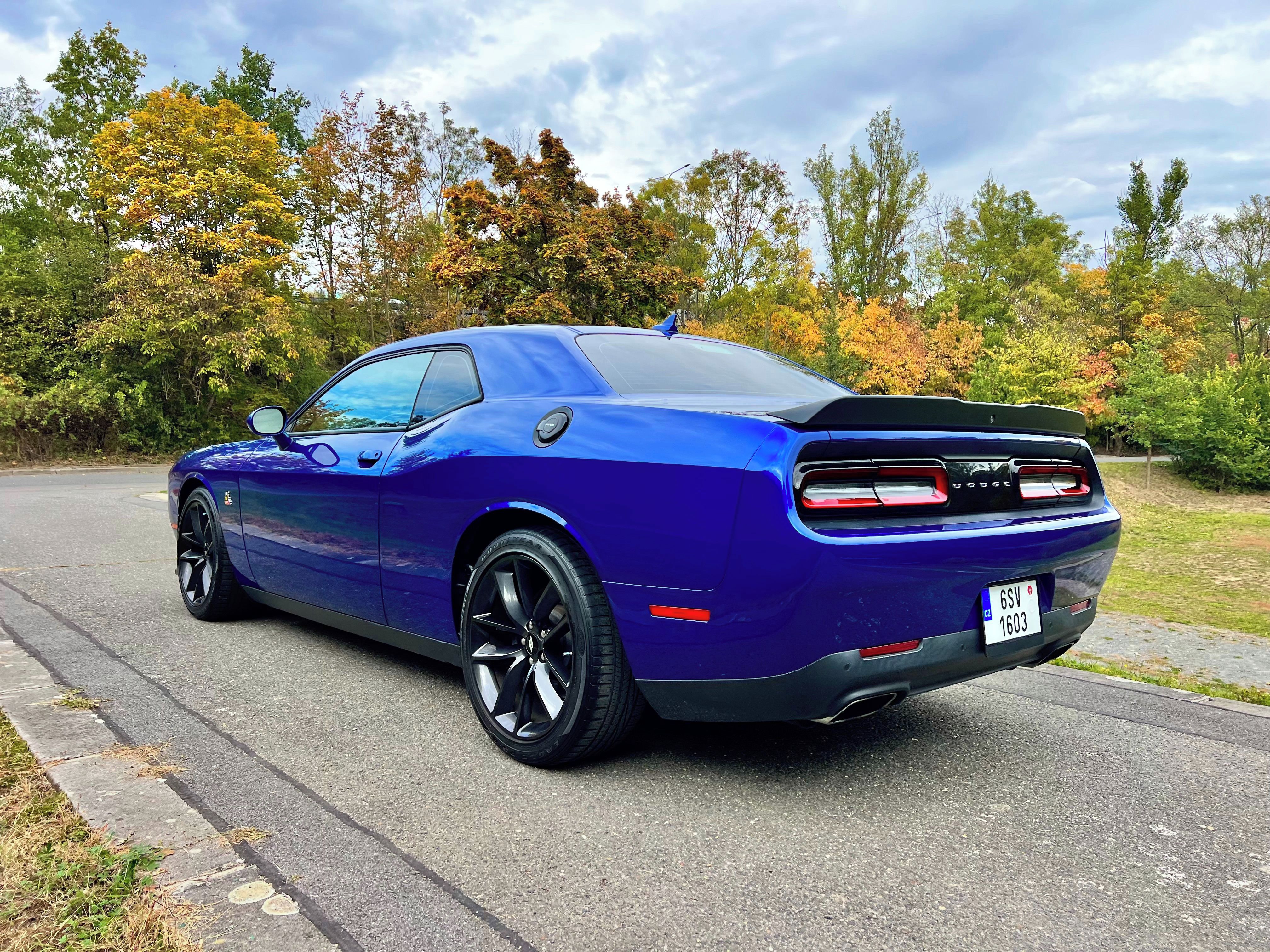 Dodge Challenger, Scat Pack 6.4 V8 | 28 500 km | - fotka 4