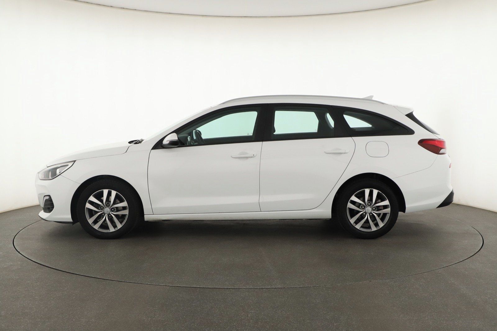 Hyundai i30, 1.0 T-GDI, Comfort, ČR,1.maj - fotka 3