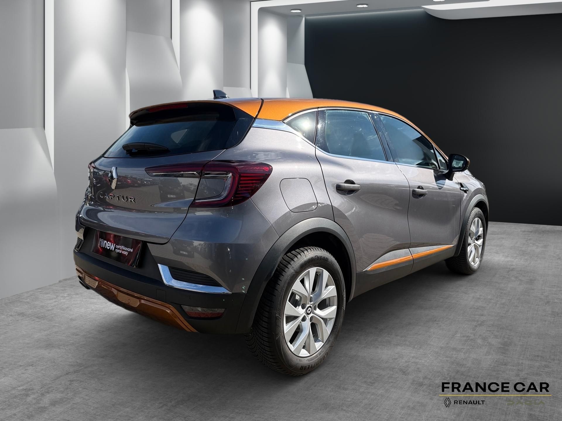Renault Captur, 1,3 TCe Intens 103 kW EDC - fotka 5