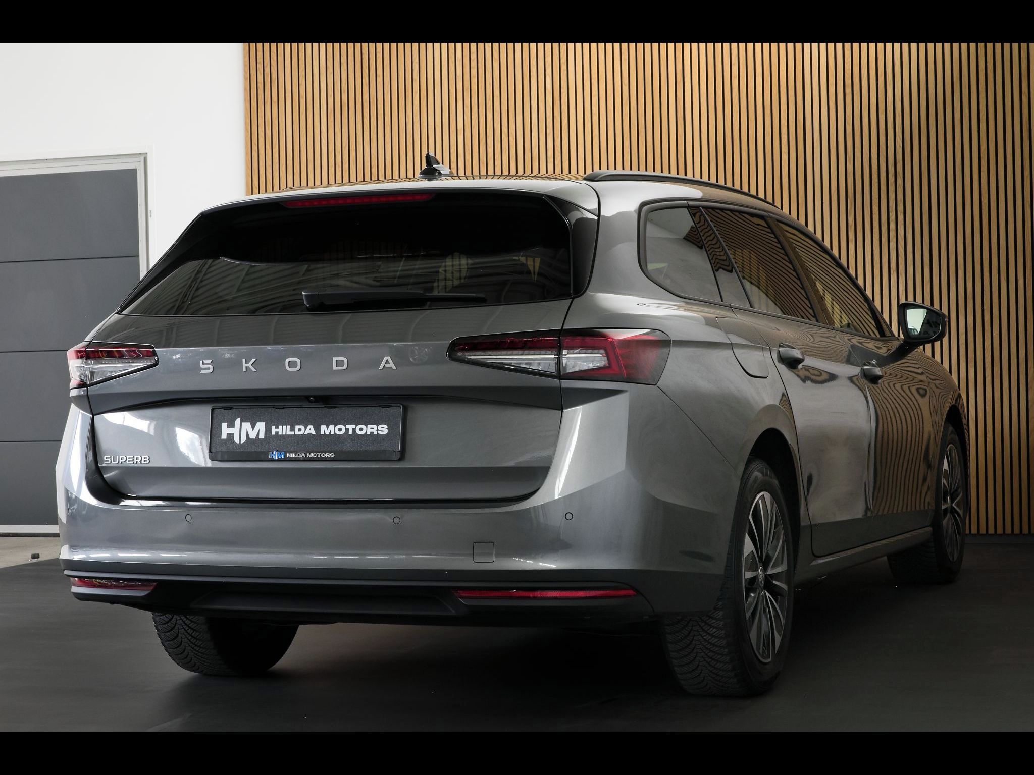 Škoda Superb, 2.0 TDI 110kW DSG Matrix Tažné - fotka 4