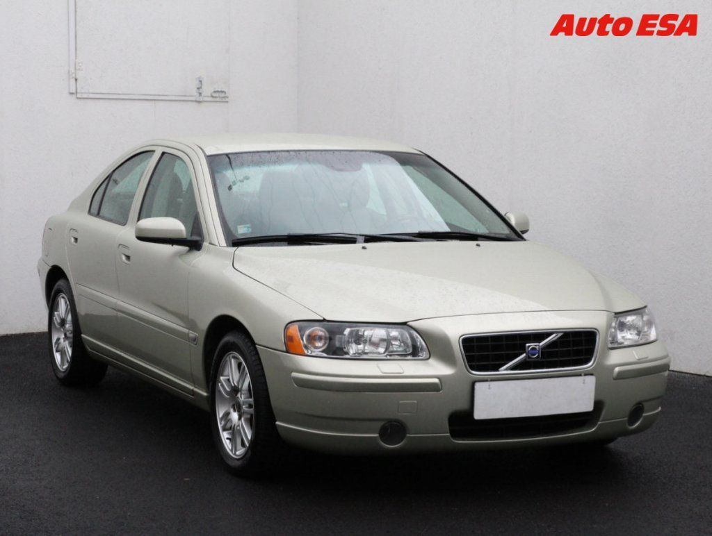 Volvo S60, 2.5T,ČR