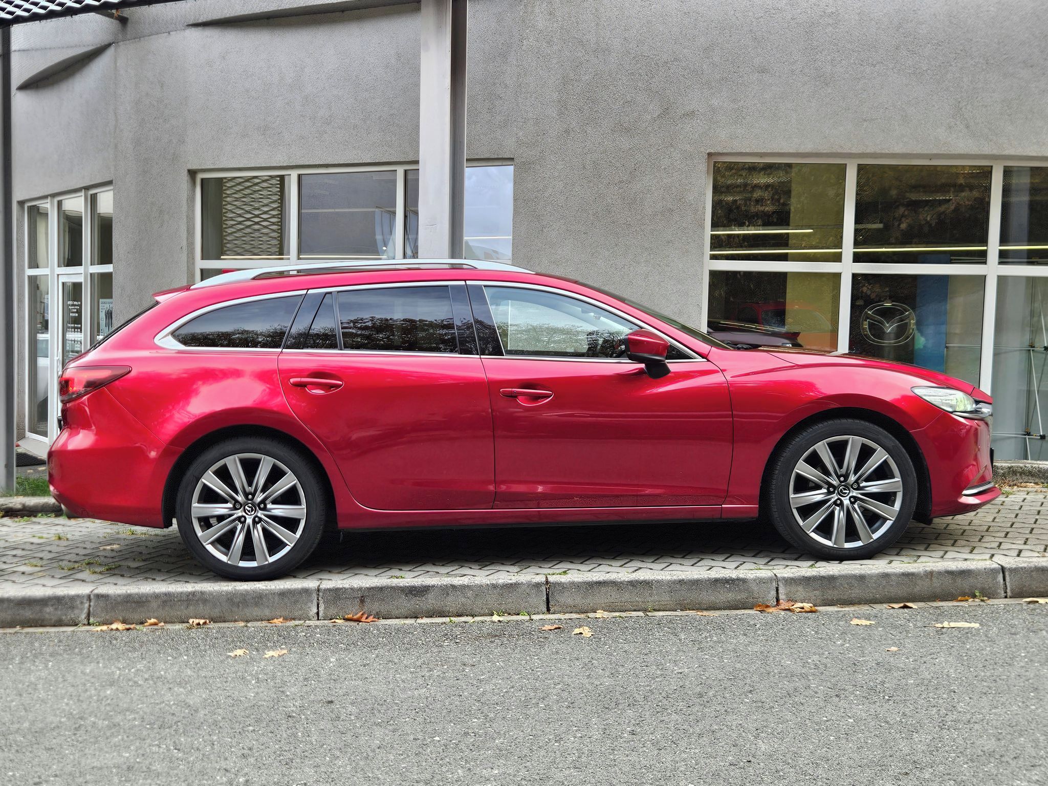 Mazda 6, 2,5l SKYACTIV-G,Revolution Top - fotka 6