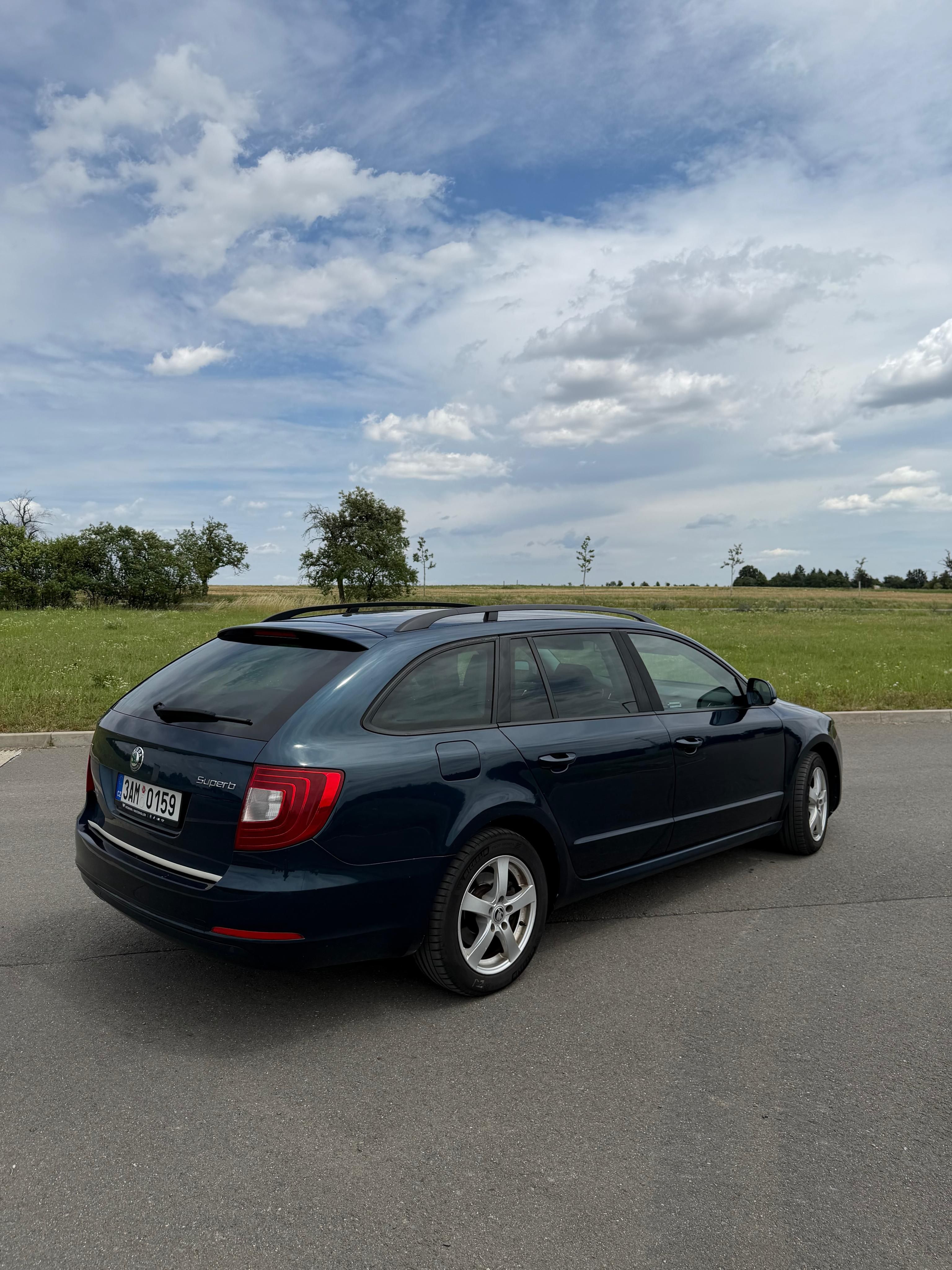 Škoda Superb, 2.0 TDi - fotka 5