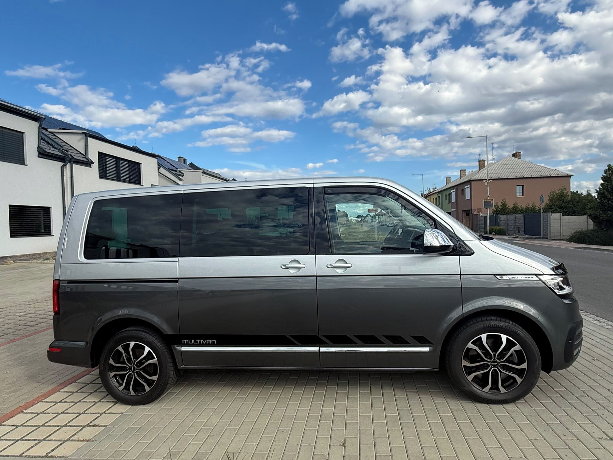 Volkswagen Multivan, Highline, 150 kW, prodl.záruka