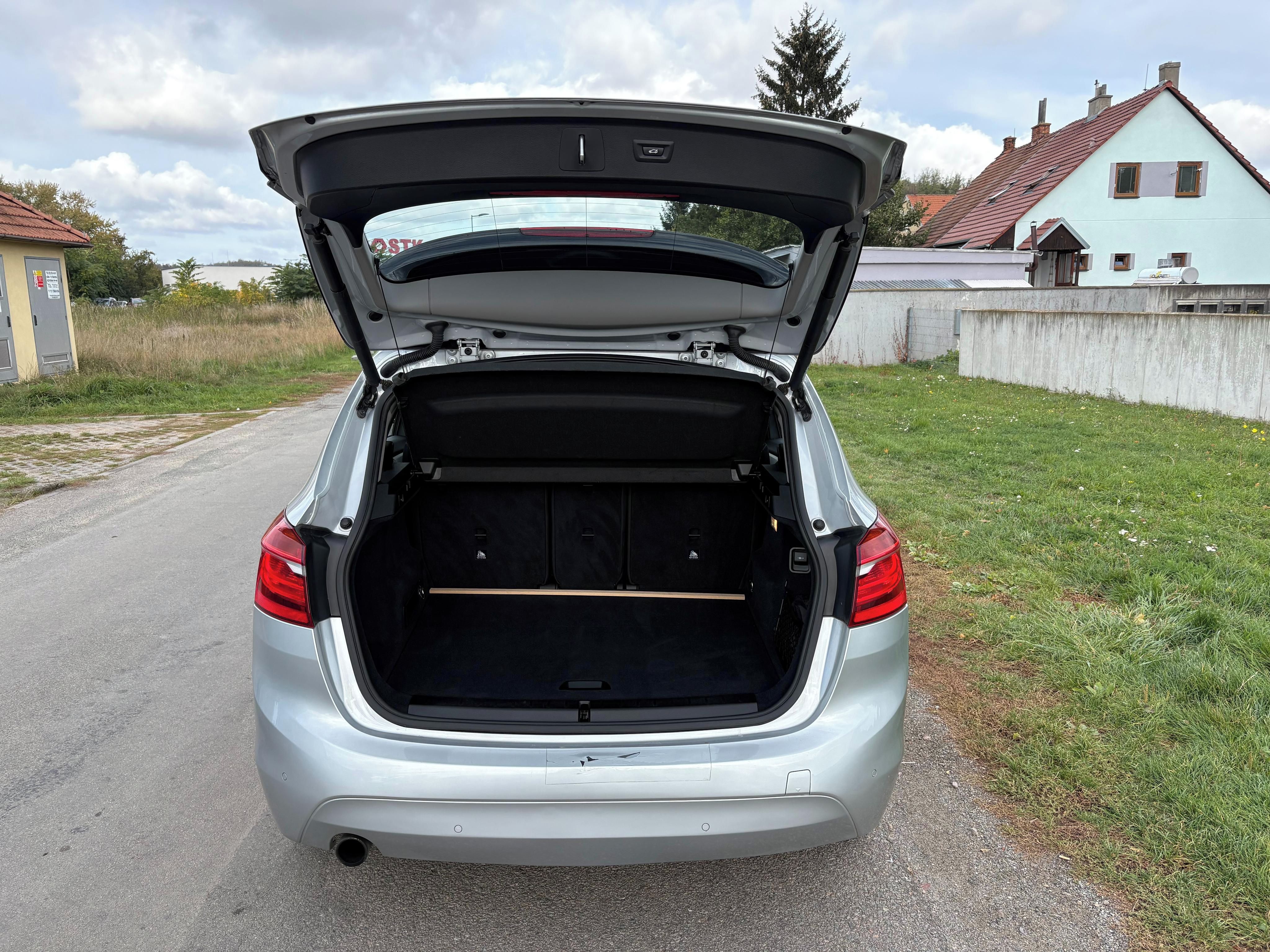 BMW Řada 2, 218I 100kW Active Tourer - fotka 6