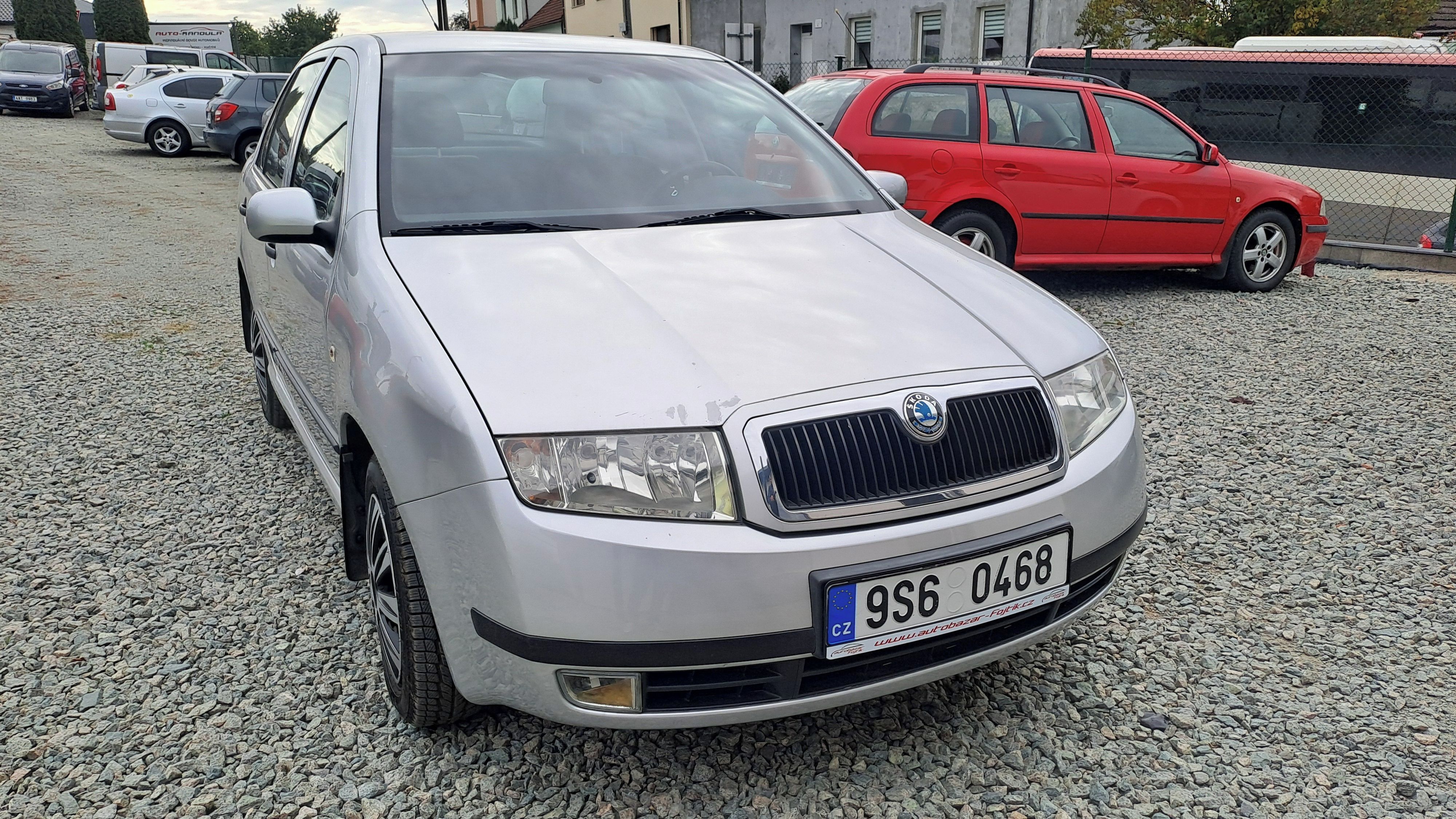 Škoda Fabia, 1ROK ZÁRUKA,85000KM,S.KONTROLA - fotka 4